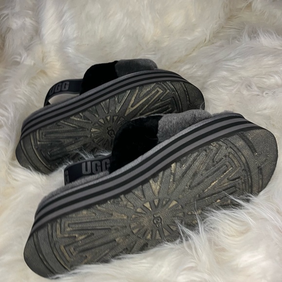 Black & Gray Disco Check Platform Ugg Sandal Slippers - Picture 6 of 7